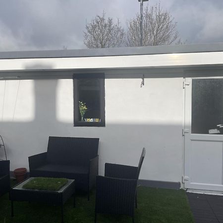 Beautiful Place To Live Near Heathrow Windsor Legoland & Free Parking Onsite Burnham  Eksteriør bilde